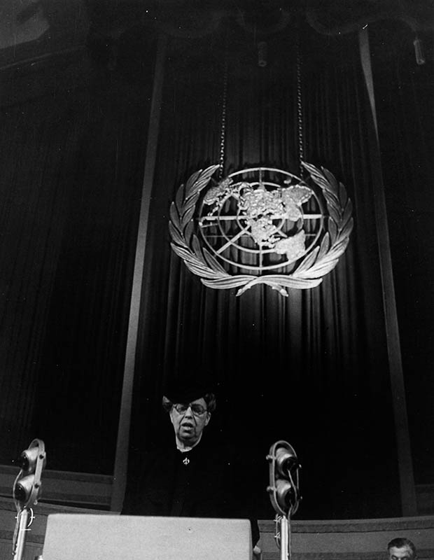 Eleanor Roosevelt at United Nations meeting at Central Hall, Westminster in London, England. Courtesy FDR Library.