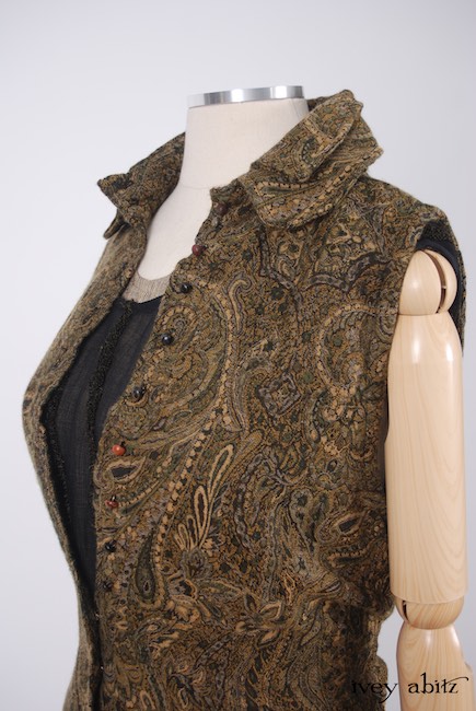 Limited Edition Inglenook Collection 2017 Look 6