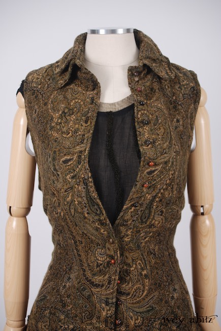 Limited Edition Inglenook Collection 2017 Look 6