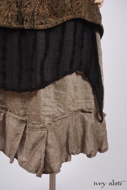 Limited Edition Inglenook Collection 2017 Look 6