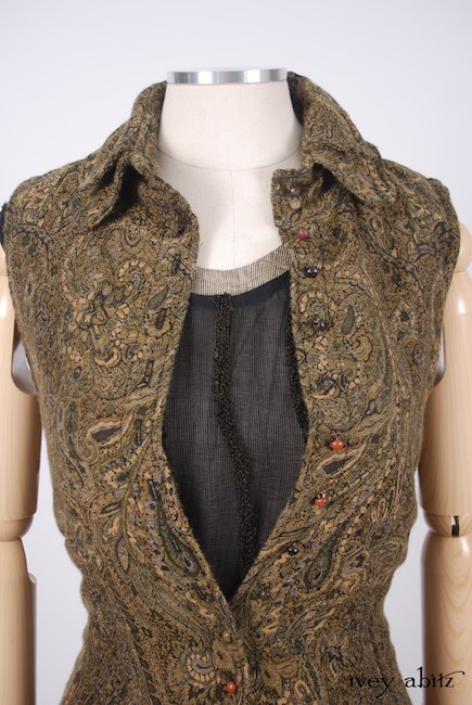 Limited Edition Inglenook Collection 2017 Look 6