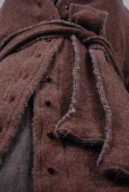 Ivey Abitz 2017-18 Fall Winter Look 21