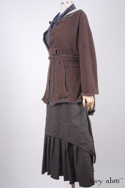 Ivey Abitz 2017-18 Fall Winter Look 21