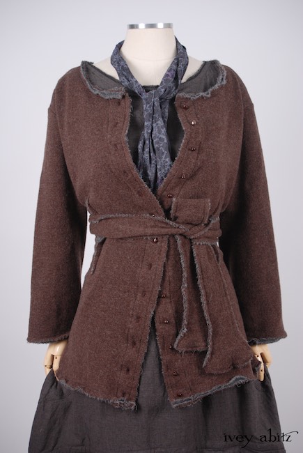 Ivey Abitz 2017-18 Fall Winter Look 21