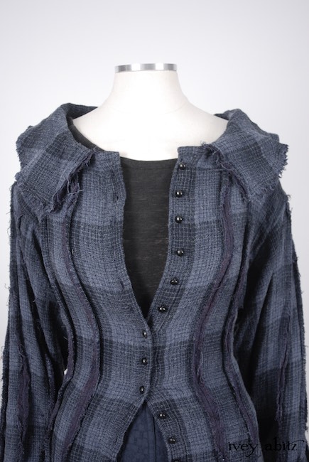 Ivey Abitz 2017-18 Fall Winter Look 29