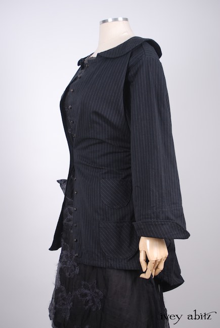 Ivey Abitz 2017-18 Fall Winter Look 54