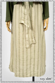 Vanetten Frock in Seagrass Washed Stripe Linen; Chevallier Cardigan in Seagrass Melange Knit; Blanchefleur Sash in Pointillism Silk Chiffon. Ivey Abitz bespoke clothing.