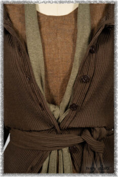 Porte Cochere Jacket in Earthen Ribbed Weave; Saint Ans Frock in Chestnut Tree Wondrous Washed Linen with handsculpted details in rare weaves; Saint Ans Sash in Woodlawn Melange Knit. Ivey Abitz bespoke clothing.