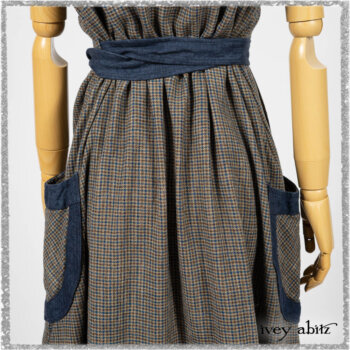 Sennen Frock in Estuary Petite Check with Estuary Wondrous Washed Linen details. Ivey Abitz bespoke clothing.