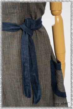 Sennen Frock in Estuary Petite Check with Estuary Wondrous Washed Linen details. Ivey Abitz bespoke clothing.