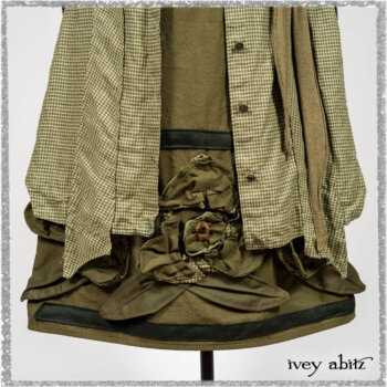 Vanetten Duster Coat in Seagrass Petite Check Linen; Saint Ans Sash in Woodlawn Melange Knit; Saint Ans Frock in Seagrass Crushed Cotton with mix of sculptural details created in rare weaves. Ivey Abitz bespoke clothing.
