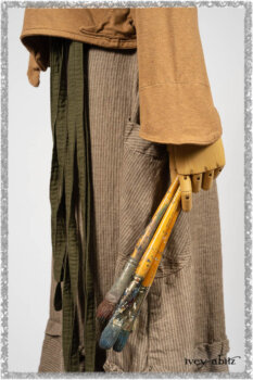 Saint Ans Jacket in Chestnut Tree Melange Knit; Porte Cochere Sash in Seagrass Crushed Knit; Hudson Frock in Earthen Washed Stripe Linen. Ivey Abitz bespoke clothing.