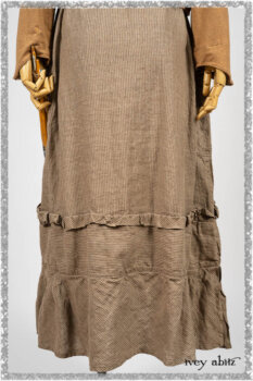 Saint Ans Jacket in Chestnut Tree Melange Knit; Porte Cochere Sash in Seagrass Crushed Knit; Hudson Frock in Earthen Washed Stripe Linen. Ivey Abitz bespoke clothing.