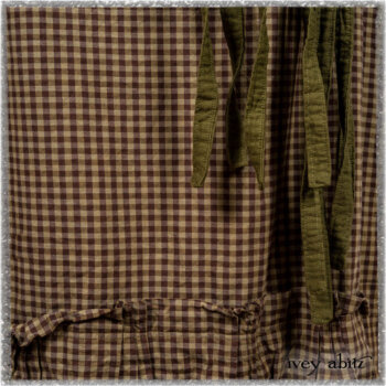 Saint Ans Jacket in Woodlawn Melange Knit; Porte Cochere Sash in Seagrass Crushed Cotton; Gabled Frock in Plum Tree and Woodlawn Check Cotton. Ivey Abitz bespoke clothing.