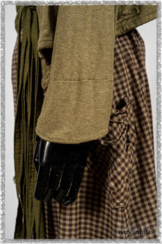 Saint Ans Jacket in Woodlawn Melange Knit; Porte Cochere Sash in Seagrass Crushed Cotton; Gabled Frock in Plum Tree and Woodlawn Check Cotton. Ivey Abitz bespoke clothing.