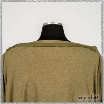 Saint Ans Jacket in Woodlawn Melange Knit; Porte Cochere Sash in Seagrass Crushed Cotton; Gabled Frock in Plum Tree and Woodlawn Check Cotton. Ivey Abitz bespoke clothing.