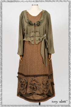 Saint Ans jacket in Woodlawn Melange Knit; Saint Ans Frock in Chestnut Tree Wondrous Washed Linen with mix of sculptural details in rare weaves. Ivey Abitz bespoke clothing.