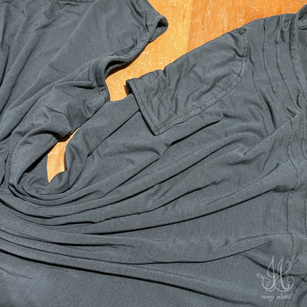 Rennie Top in our finest knits woven in the United States. Because where things are made really, really matters.