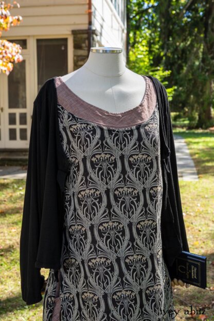 Chevallier Cardigan in Unity Soft Ribbed Knit; River Frock in Unity Art Nouveau Silk Chiffon; Hudson Frock in Peace Washed Linen. Location: Entrance to front porch of Val-Kill Cottage. Eleanor Roosevelt National Historic Site. Hyde Park, New York.