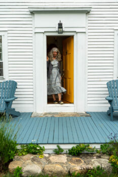 Elliot Jacket in Cape Grey Puckered Weave; Hudson Frock in Sea and Summer Land Plaid Linen; Porte Cochere Sash in Sea and Summer Land Plaid Linen. Ivey Abitz Bespoke Clothing.