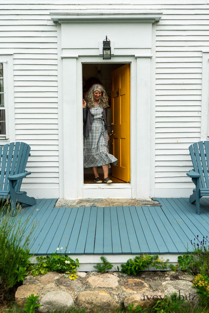 Elliot Jacket in Cape Grey Puckered Weave; Hudson Frock in Sea and Summer Land Plaid Linen; Porte Cochere Sash in Sea and Summer Land Plaid Linen. Ivey Abitz Bespoke Clothing.