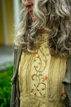 Ans Jacket in Woodlawn Melange Knit; Faudray Overlay in Sand Embroidered Pin Tuck Washed Silk; Everett Frock in Summer Land and Seagrass Washed Linen. Ivey Abitz Bespoke Clothing.