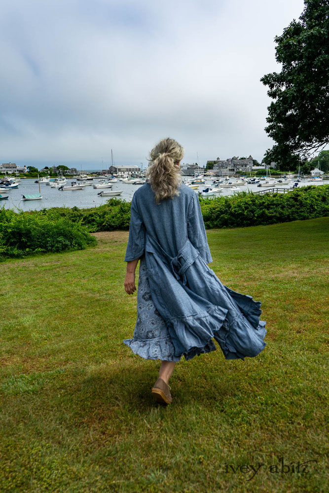 Tilbrook Duster Coat in Seascape Woven Linen; Tilbrook Frock in Seascape Floral Linen; Porte Cochere Sash in Estuary Herringbone Twill. Ivey Abitz Bespoke Clothing.
