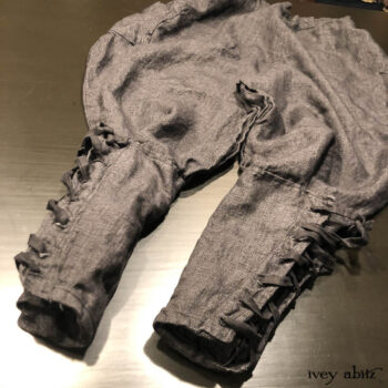 Chevallier Trousers in Unity Washed Linen. A happy pairing indeed!