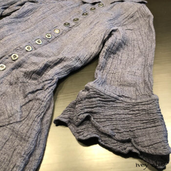 Detail of the Heraldry Duster Coat in a crinkled weave.