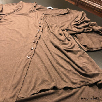 Cavendish Cardigan for everyday life is swell in our melange knits, woven in the United States, adorned with vintage wooden buttons.