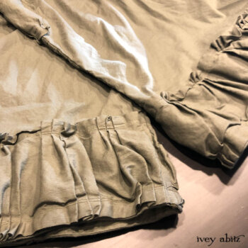 Gabled Trousers in a comfortable stretch linen. New designs make for new friends and lifelong companions.