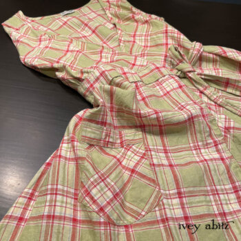 Chomley Frock in plaid = pleasant summer days.