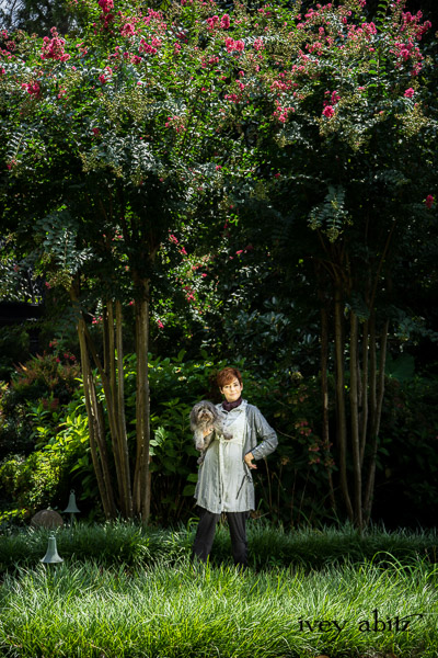 Carolyn Hennesy on location of the 2023 Winter Spring Ivey Abitz photo shoot