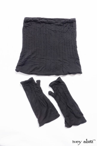 Lydia Neck Wrap and Gloves Set in Slate Washed Knit