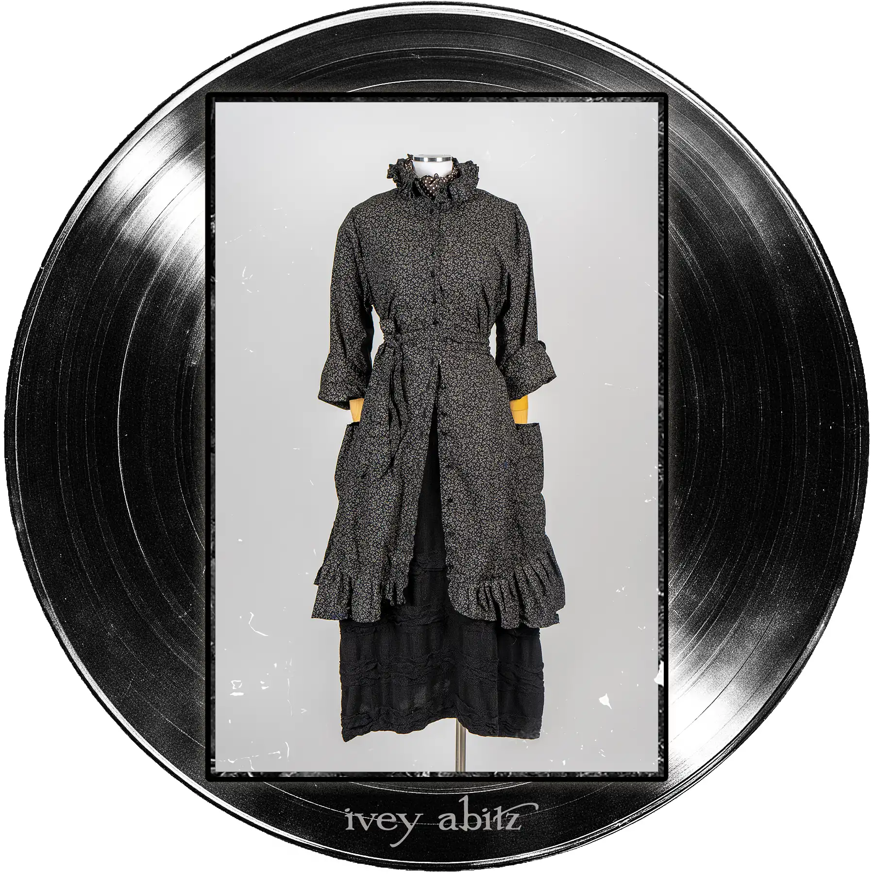 Tilbrook Duster Coat in Quarter Note Piccolo Fiore Voile; Bertie Frock in Quarter Note Washed Check Weave.