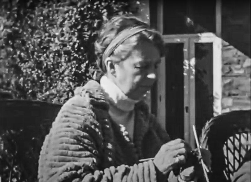 Eleanor knitting in Hyde Park, New York. Photograph courtesy FDR Library.