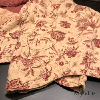 Grasmere Trousers in Rosy Floral Linen.