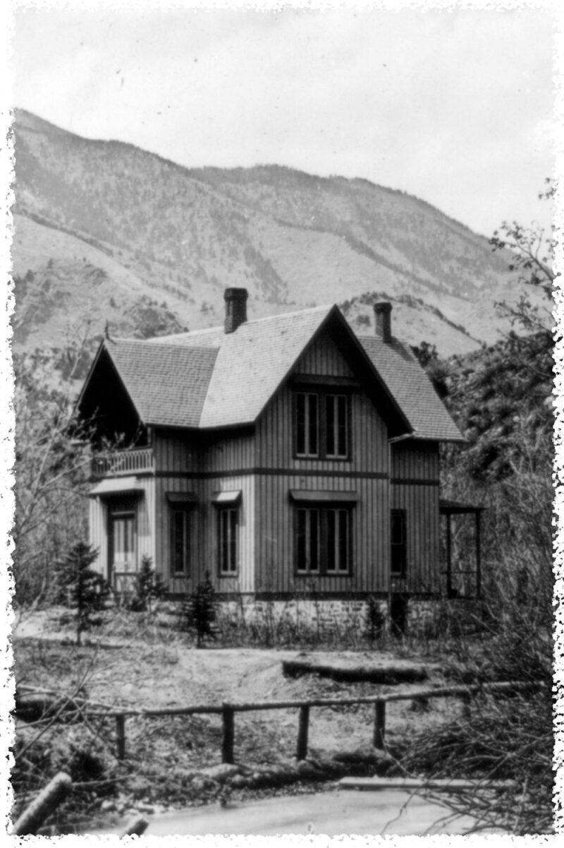 Mountain Cottage, c. 1920, photographer unknown Mountain Cottage, USA, circa 1920, photographer unknown