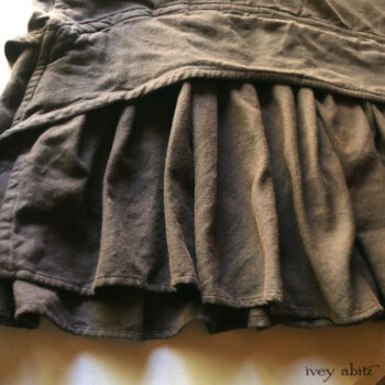 Blanchefleur Frock in an everyday linen. An all-time favourite combination.