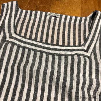 Evie, oh Evie. Your neckline is so fun to wear.