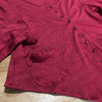 Canterbury Cardigan in a lightweight and washed linen knit. Adorned with antique buttons from the early 1900s.