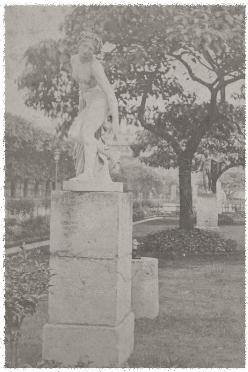 Palais Royale circa 1861-1870, photographer unknown The gardens at Versaille.